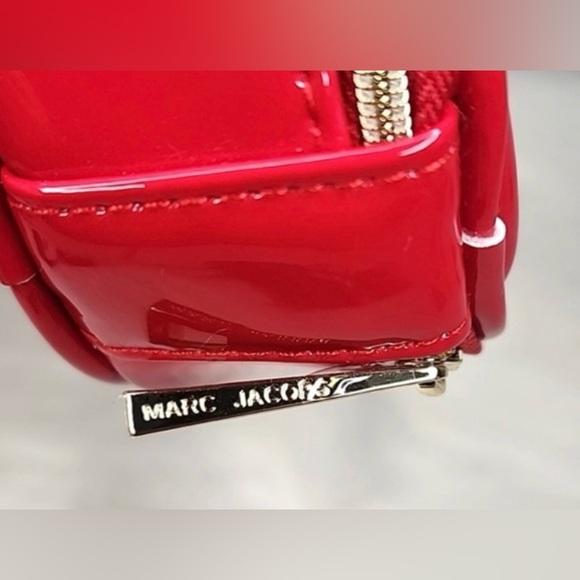 MARC JACOBS Mini CrossBody Round Purse - Picture 5 of 7